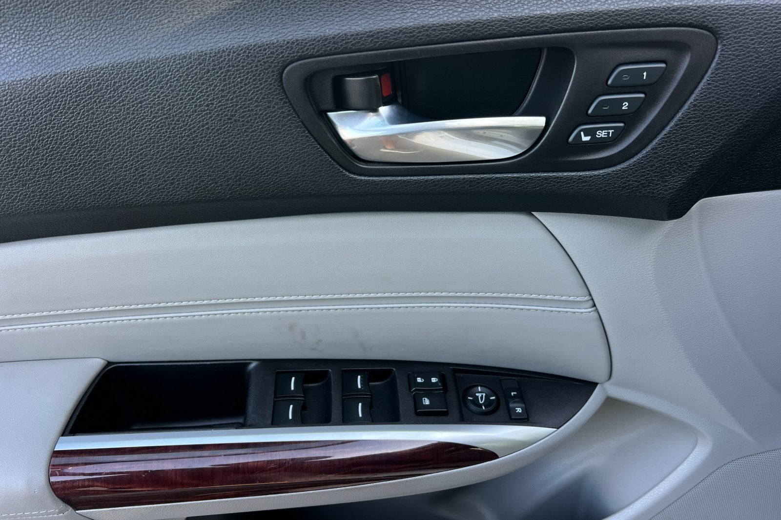 2016 Acura TLX V6