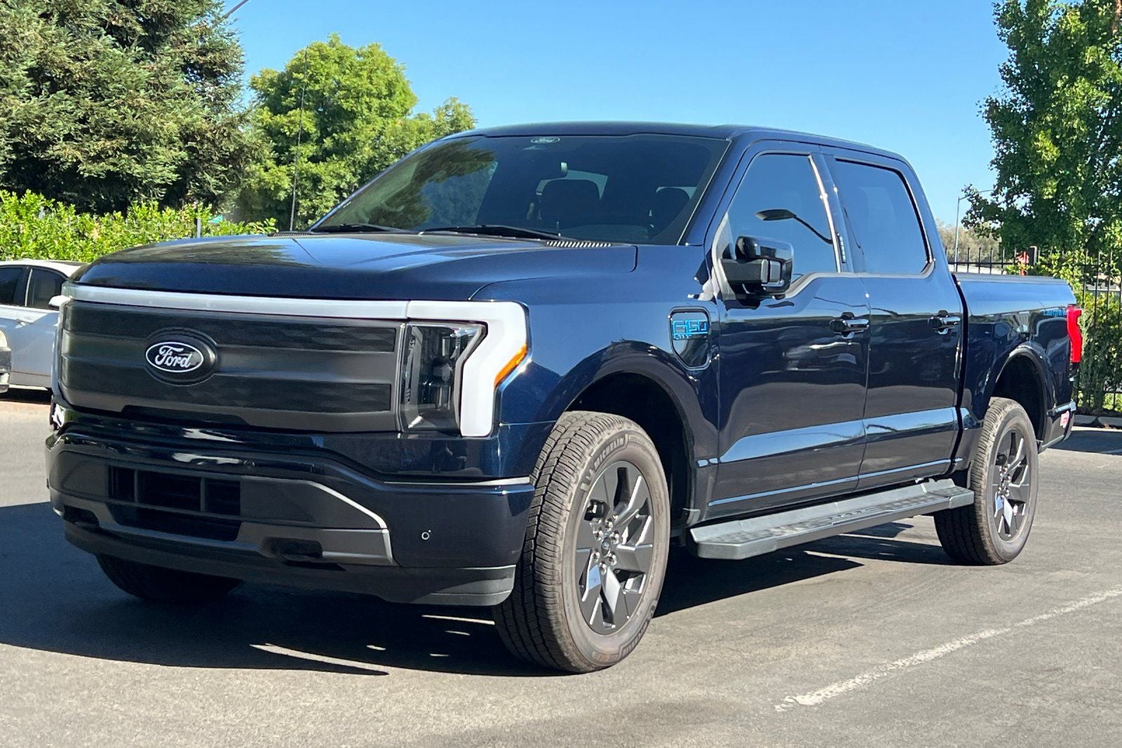 2024 Ford F-150 Lightning Lariat