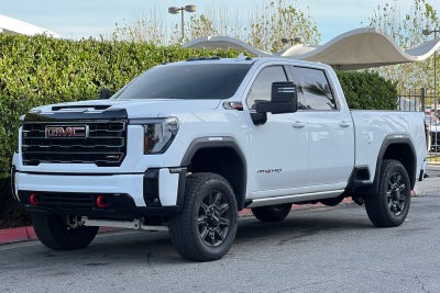 2025 GMC Sierra 2500HD AT4