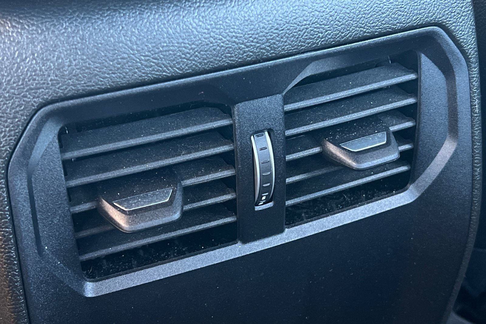 2024 BMW 2 Series 230i xDrive