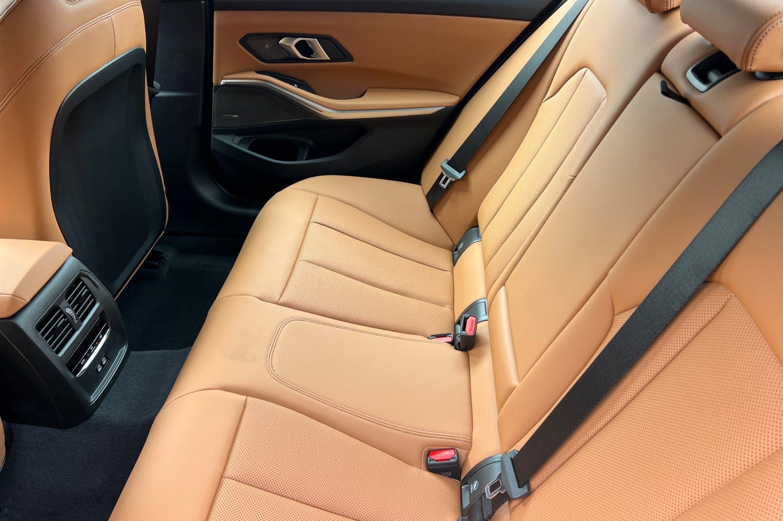 2026 BMW 3 Series 330i