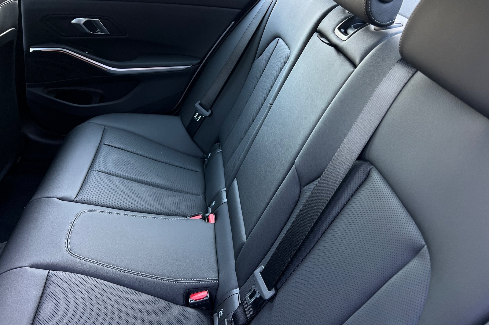 2026 BMW 3 Series 330i