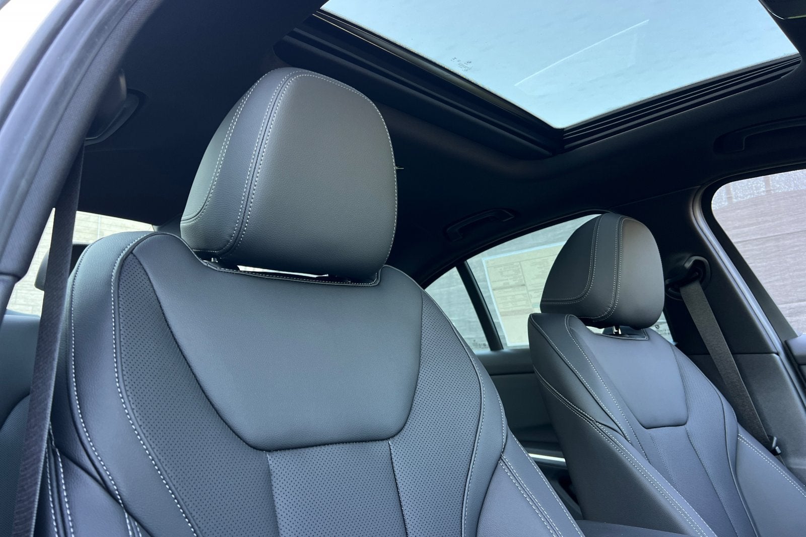 2026 BMW 3 Series 330i