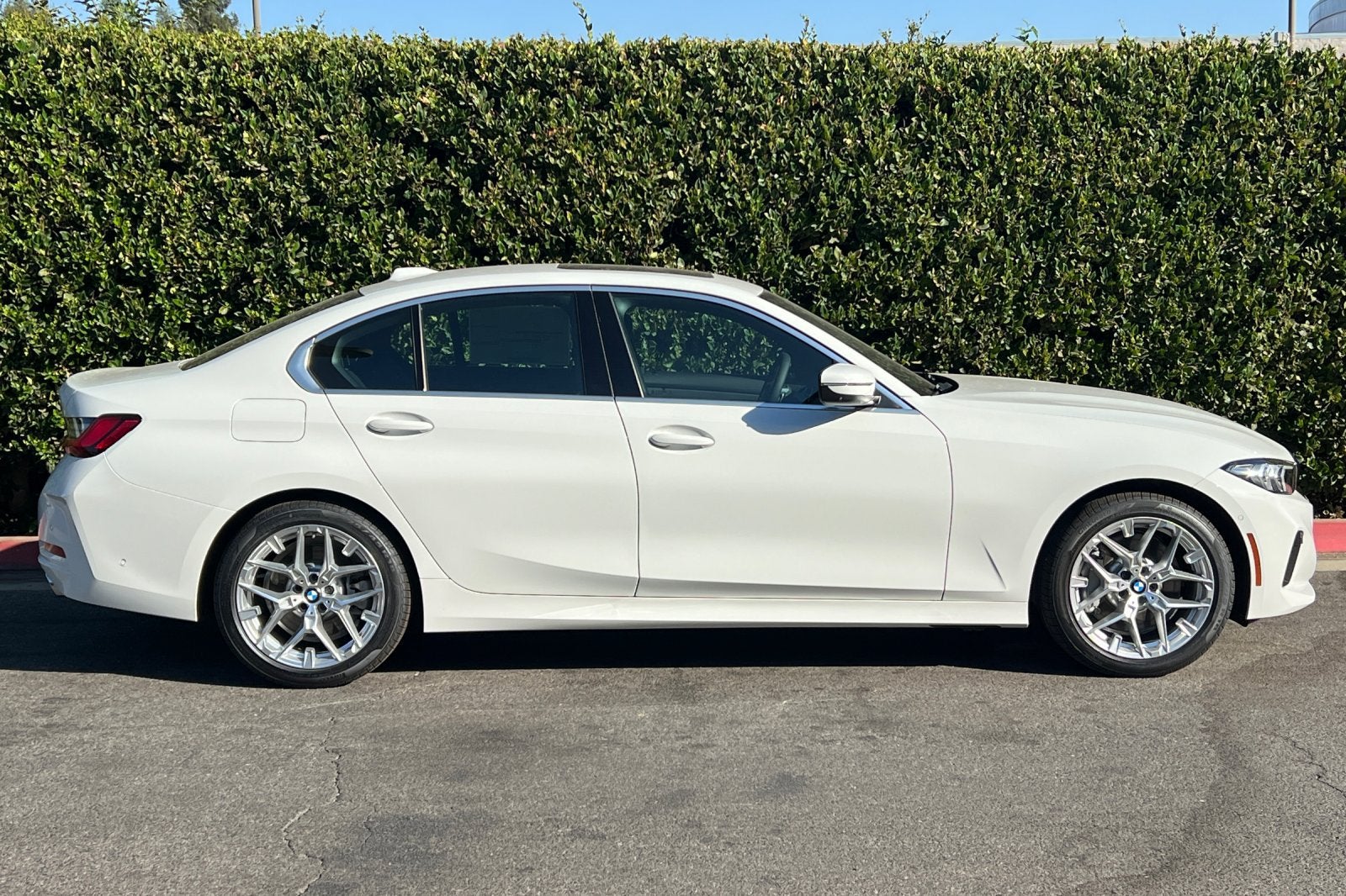 2026 BMW 3 Series 330i