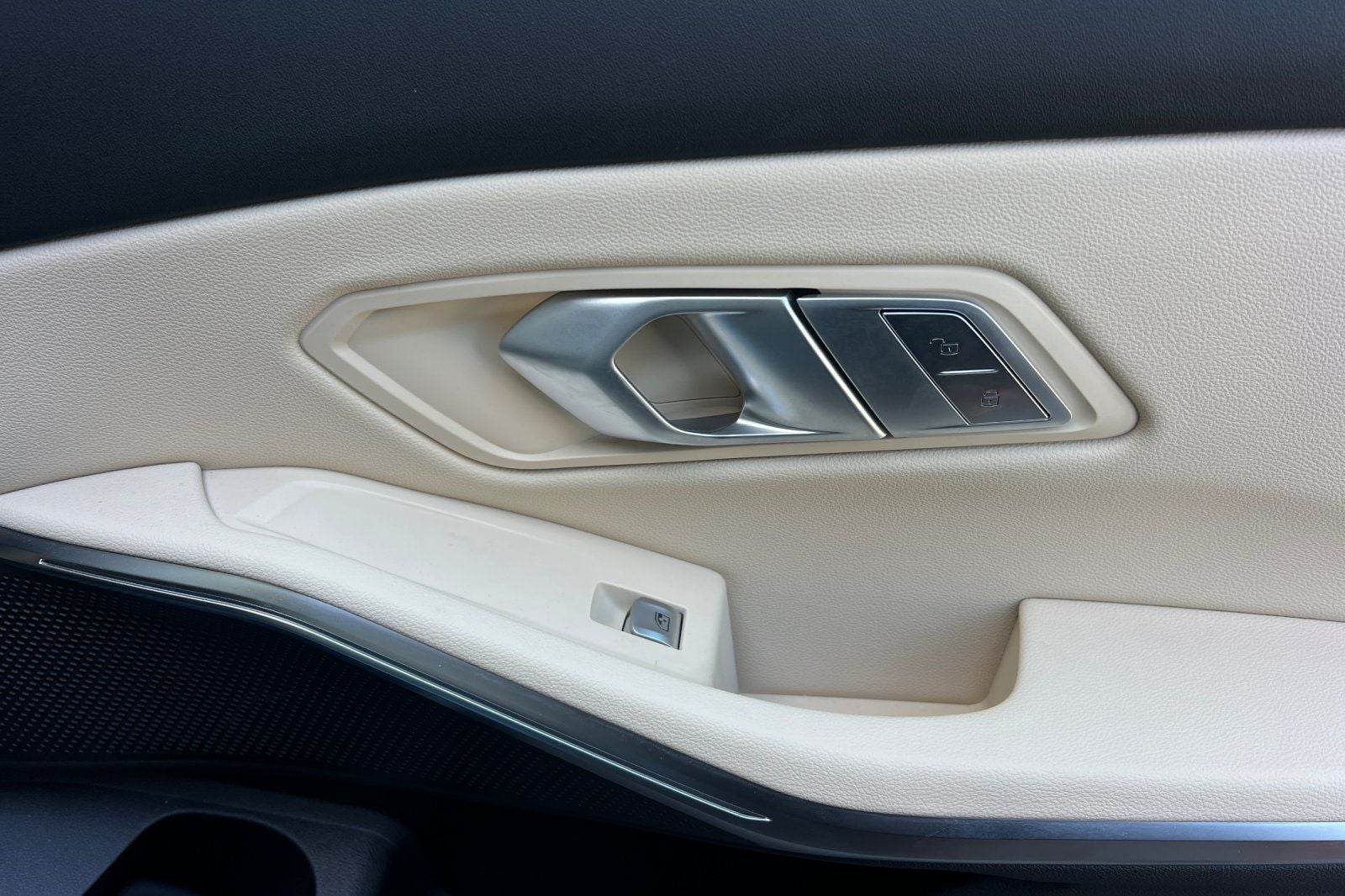 2026 BMW 3 Series 330i