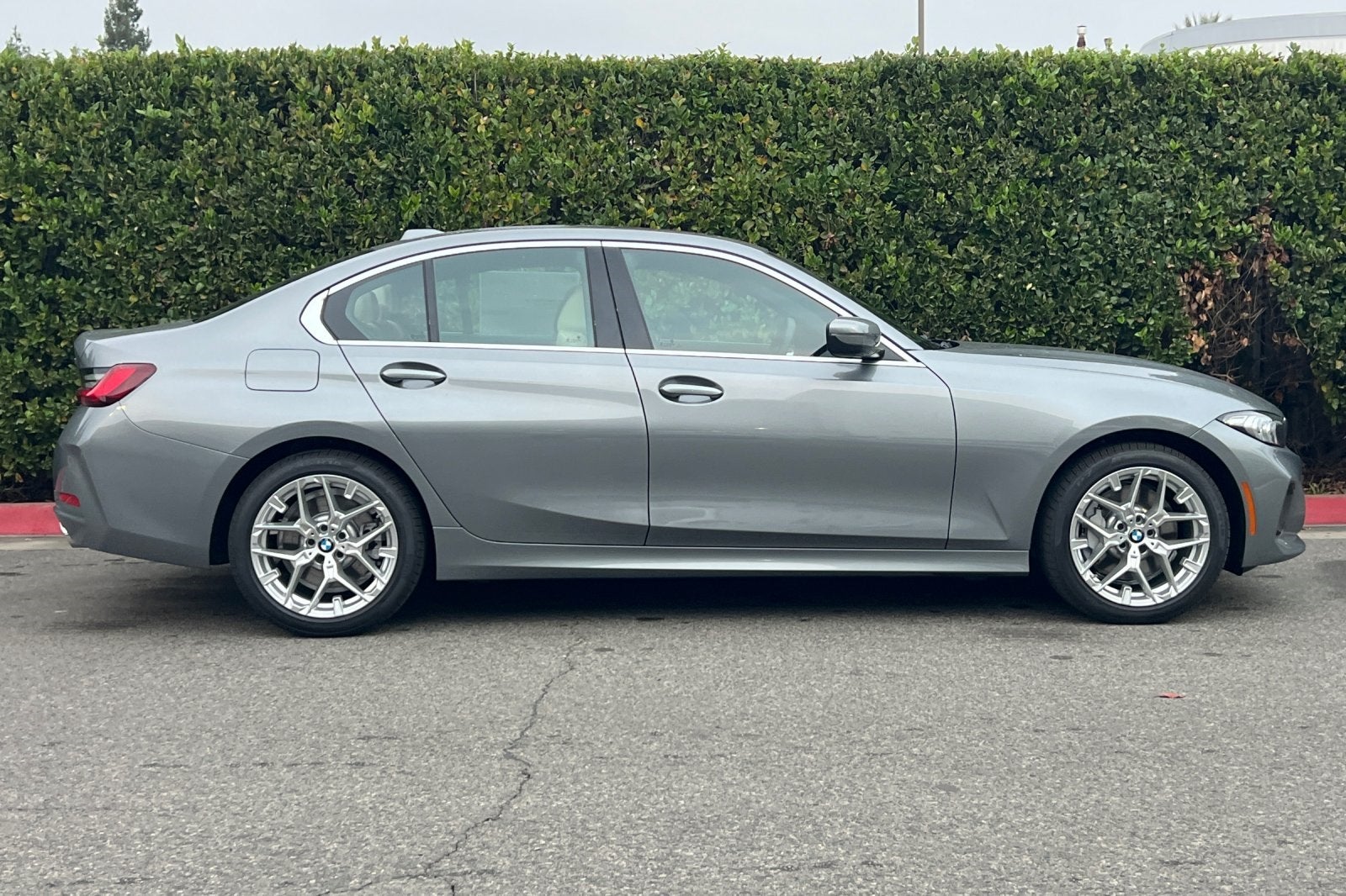 2026 BMW 3 Series 330i