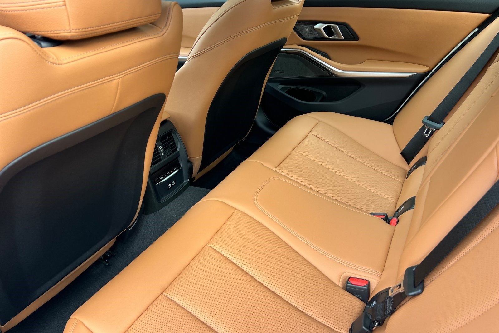 2026 BMW 3 Series 330i