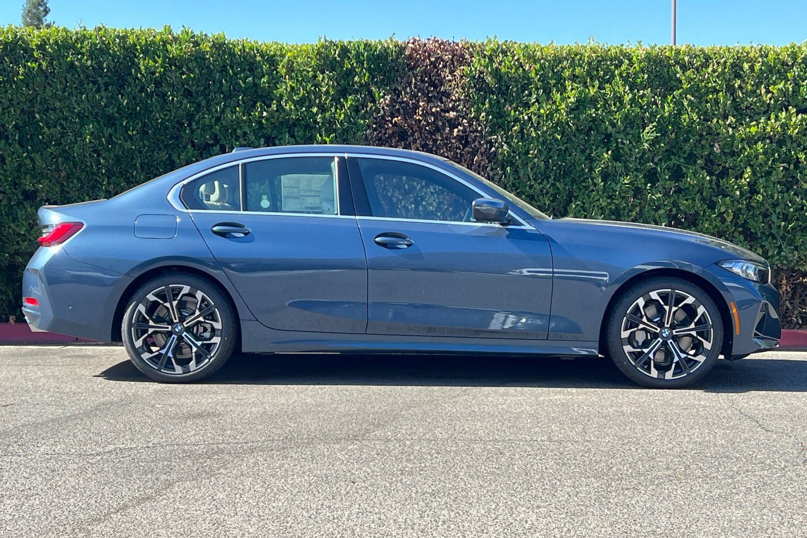 2026 BMW 3 Series 330i