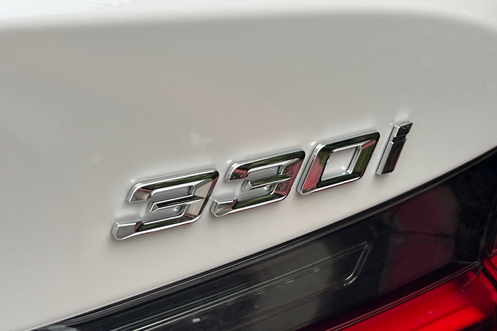 2025 BMW 3 Series 330i