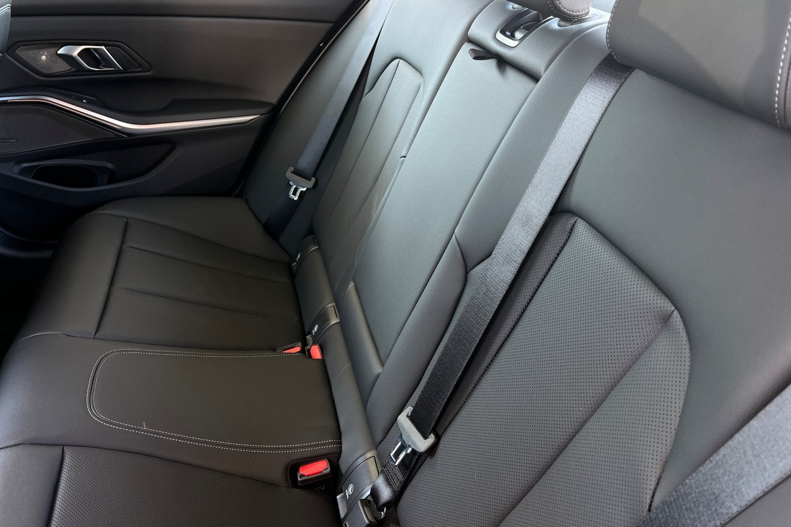 2026 BMW 3 Series 330i