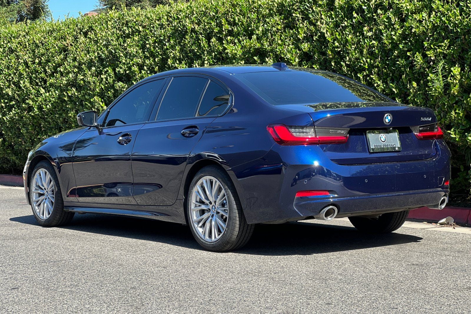 2023 BMW 3 Series 330i