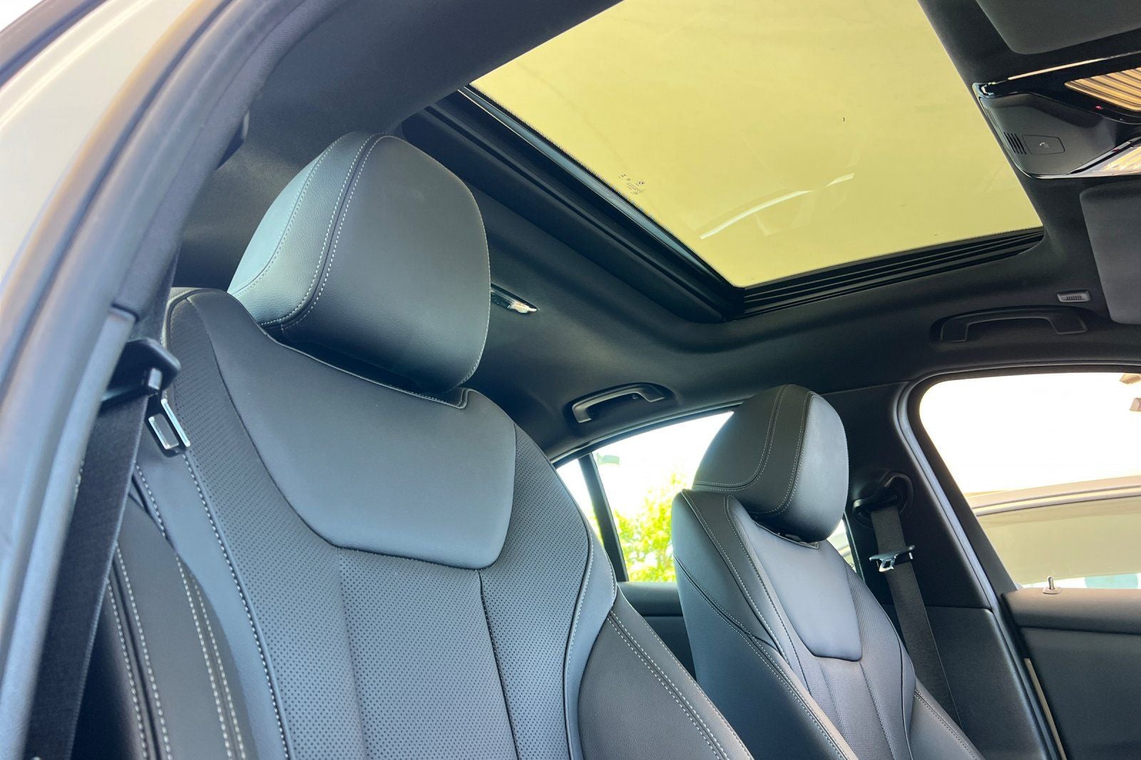 2024 BMW 3 Series 330i