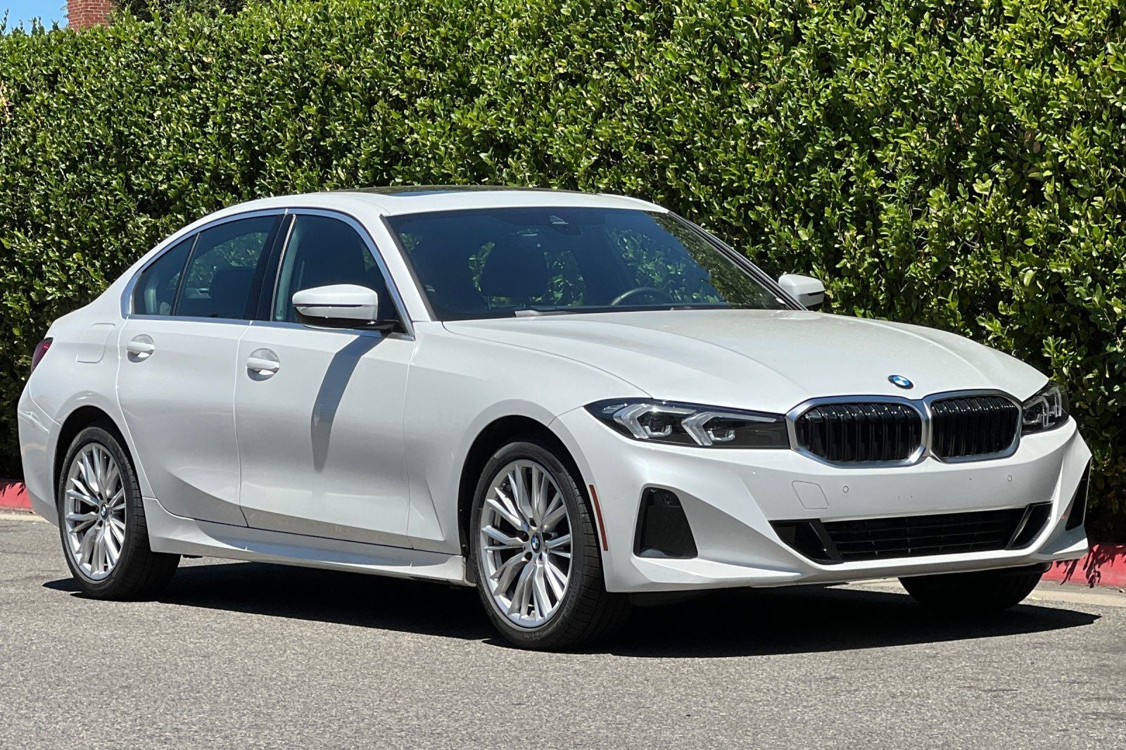 2024 BMW 3 Series 330i