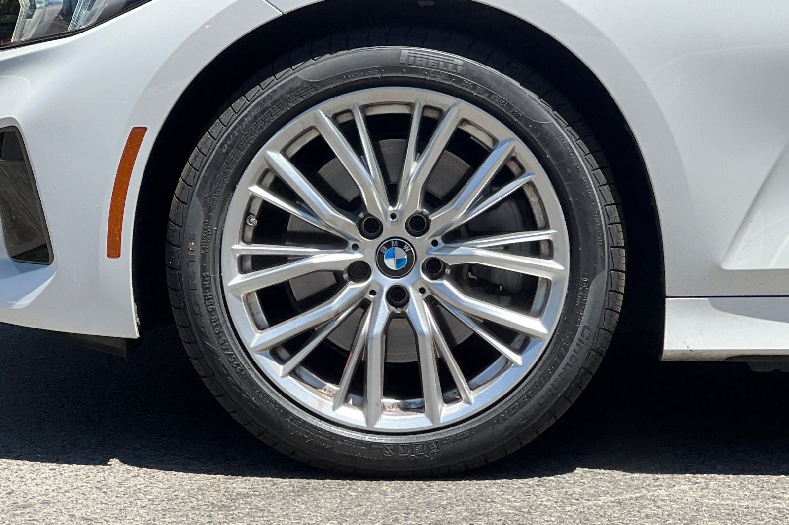 2024 BMW 3 Series 330i