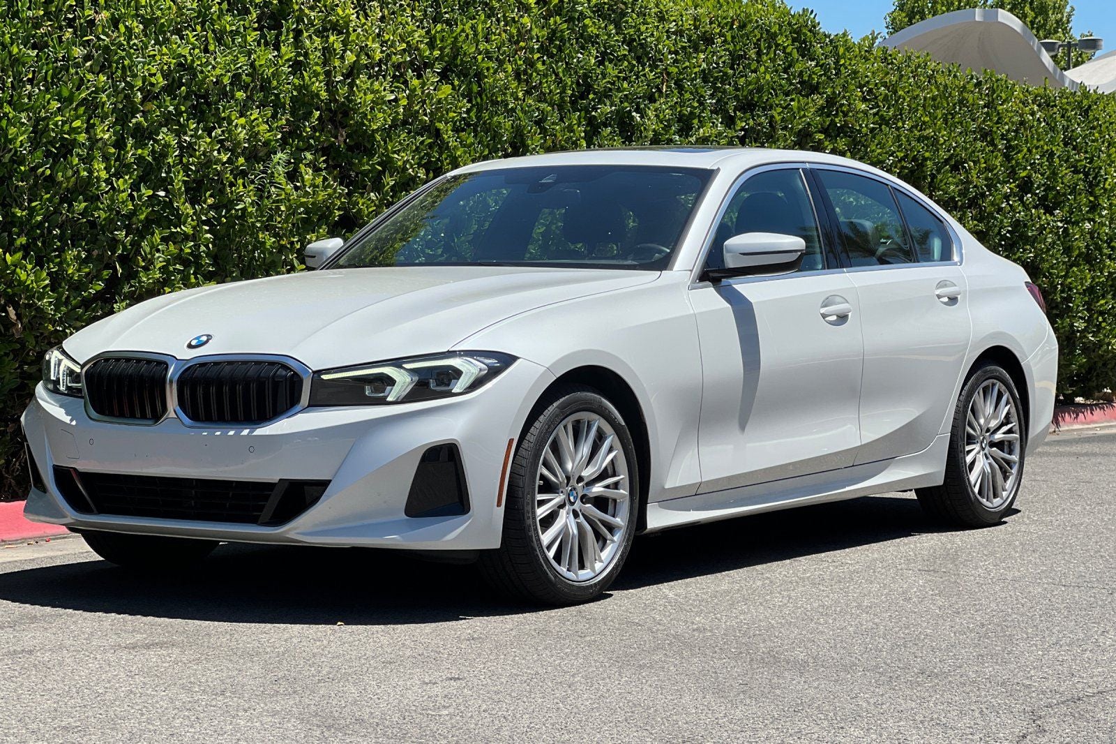 2024 BMW 3 Series 330i
