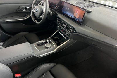 2025 BMW 3 Series 330i xDrive