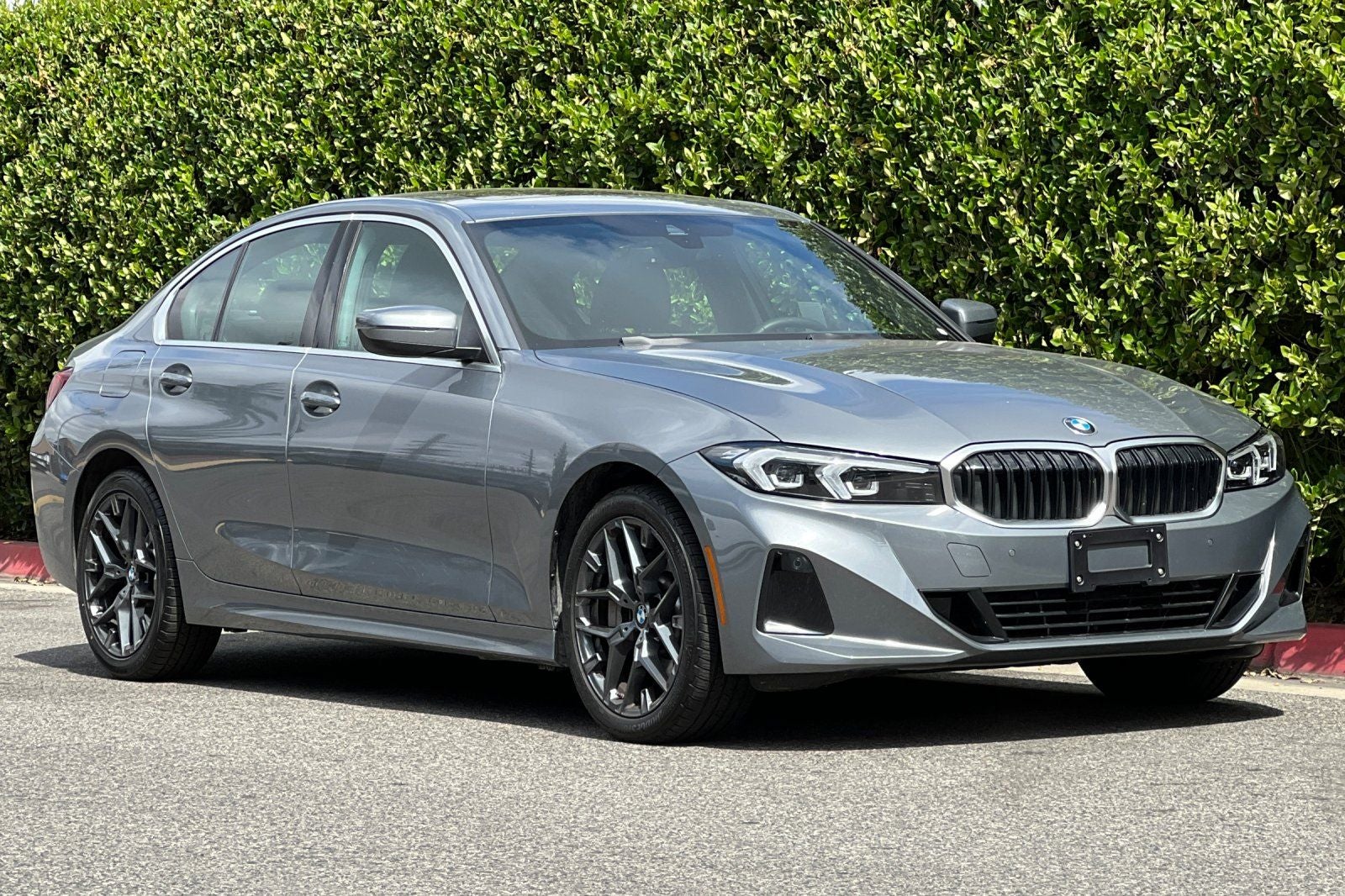2025 BMW 3 Series 330i xDrive