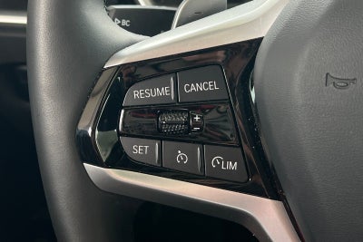 2025 BMW 3 Series 330i xDrive