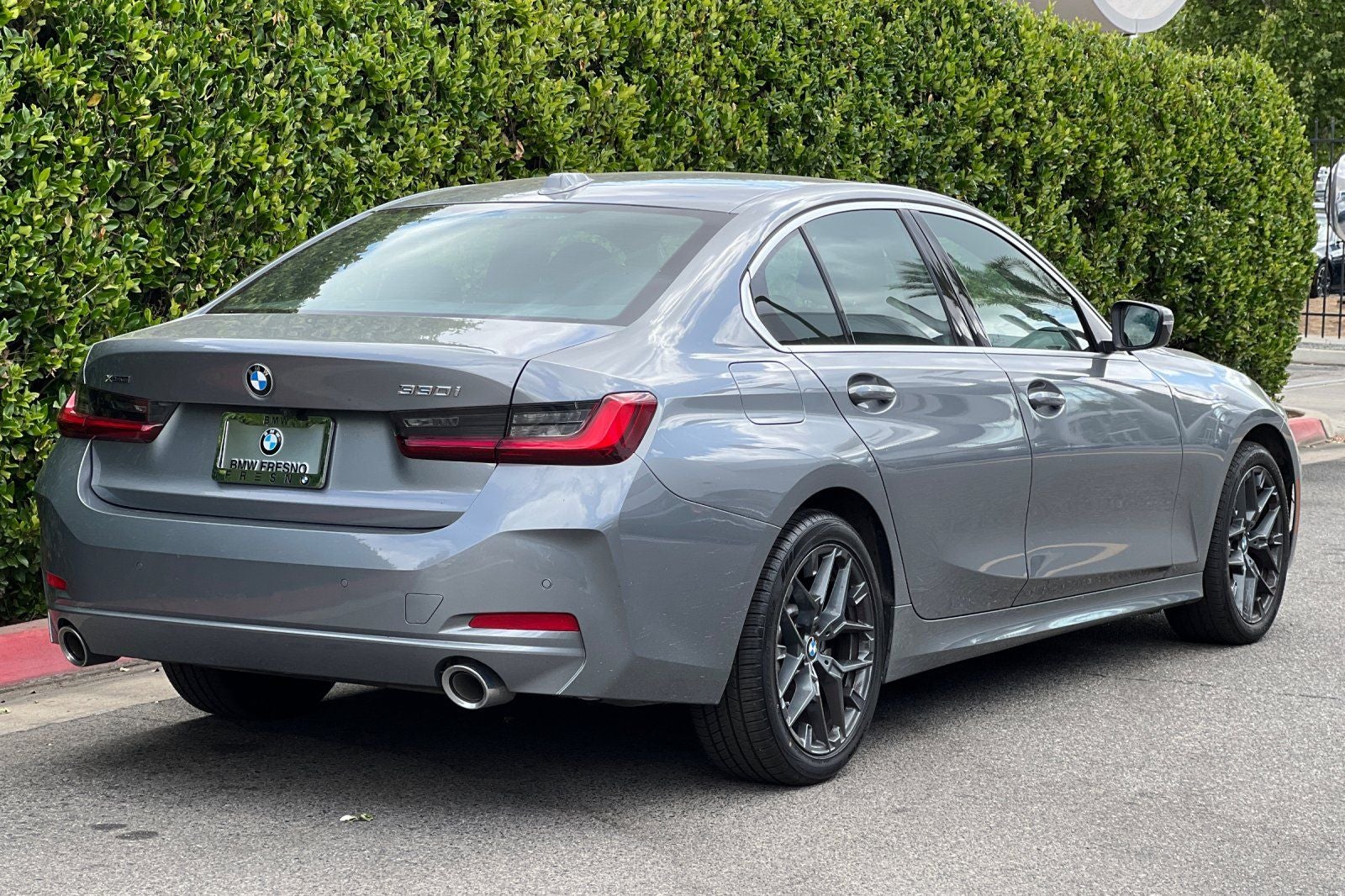 2025 BMW 3 Series 330i xDrive