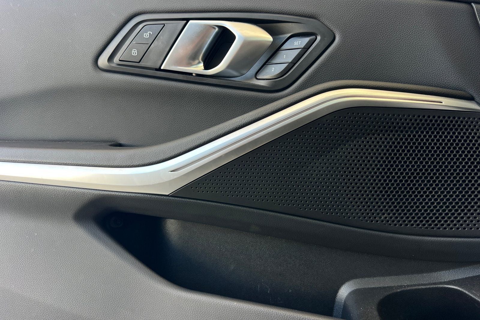 2025 BMW 3 Series 330i xDrive