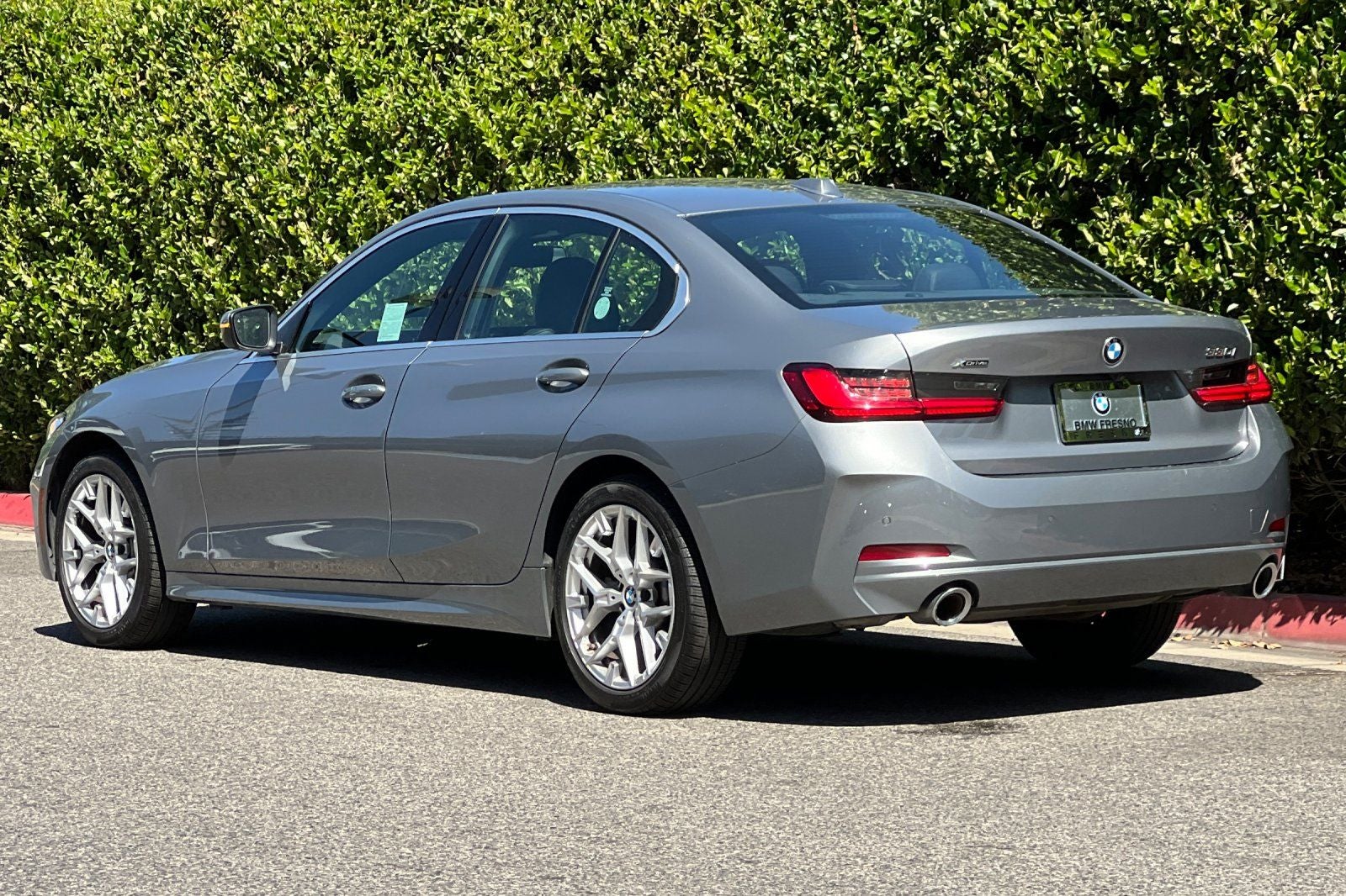2025 BMW 3 Series 330i xDrive