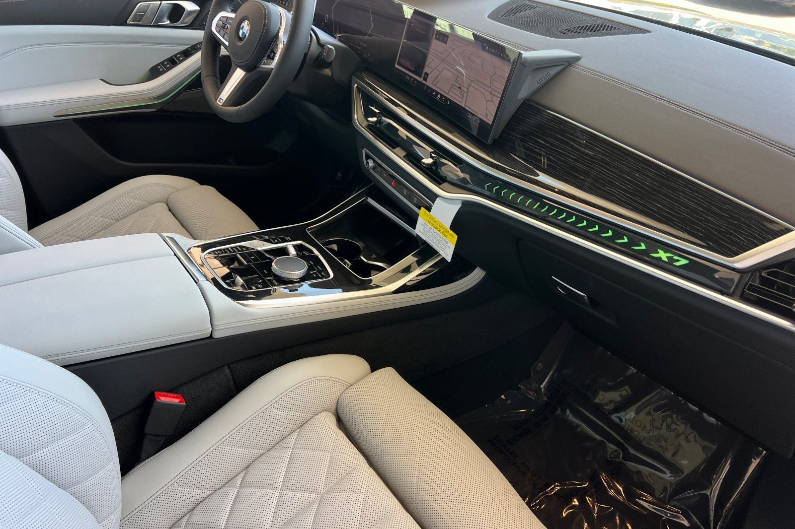 2027 BMW X7 xDrive40i