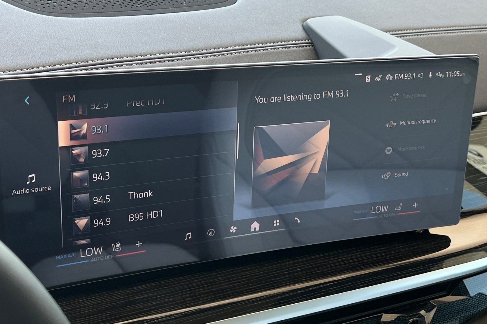 2027 BMW X7 xDrive40i