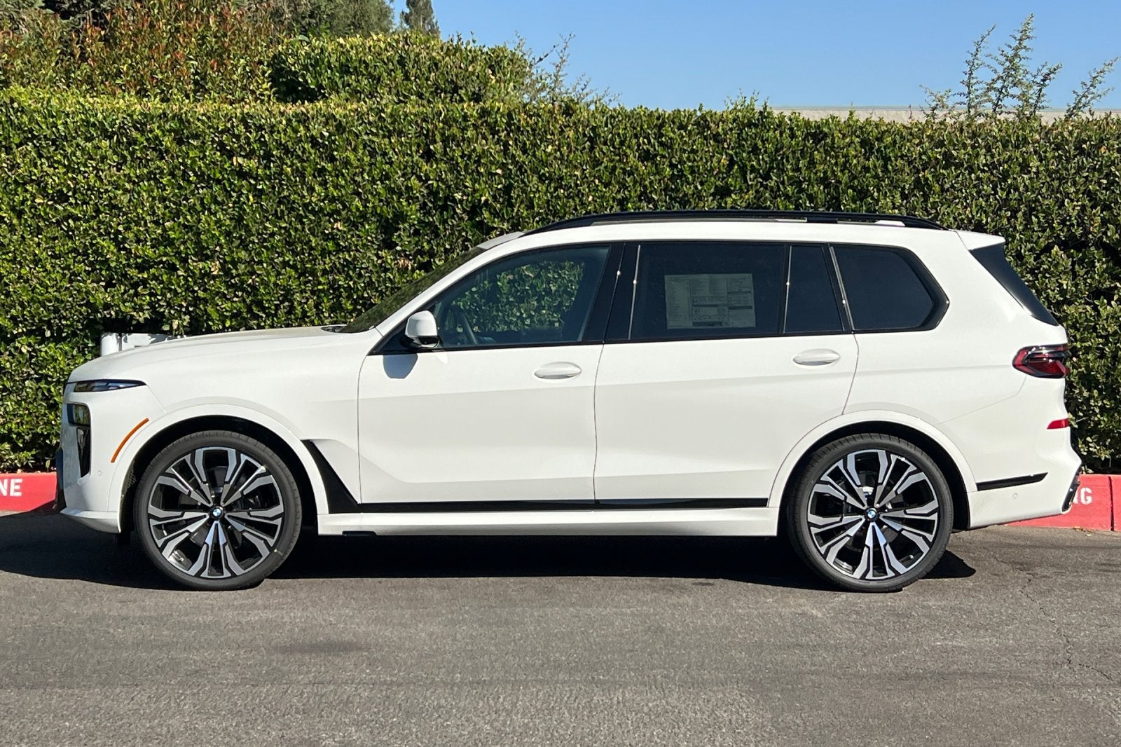 2027 BMW X7 xDrive40i