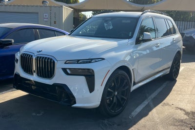 2024 BMW X7 xDrive40i