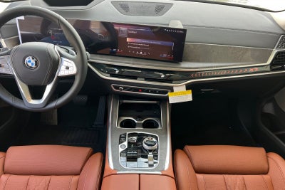 2027 BMW X7 xDrive40i