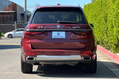 2025 BMW X7 xDrive40i