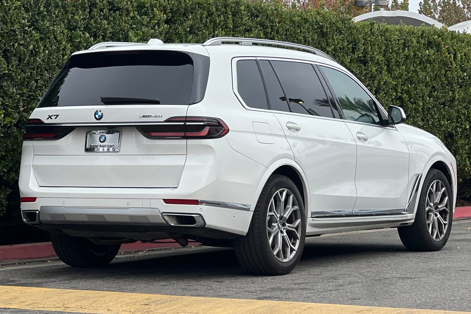 2025 BMW X7 xDrive40i