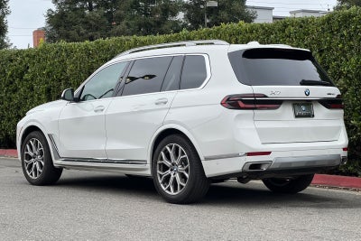 2025 BMW X7 xDrive40i