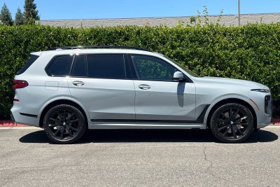 2027 BMW X7 xDrive40i