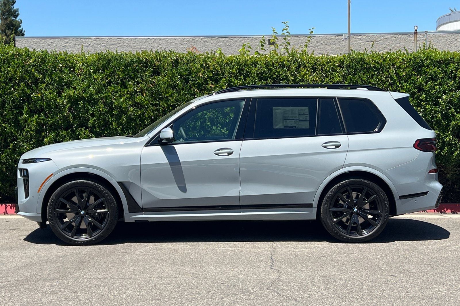 2027 BMW X7 xDrive40i