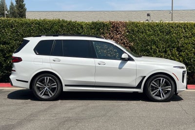 2027 BMW X7 xDrive40i