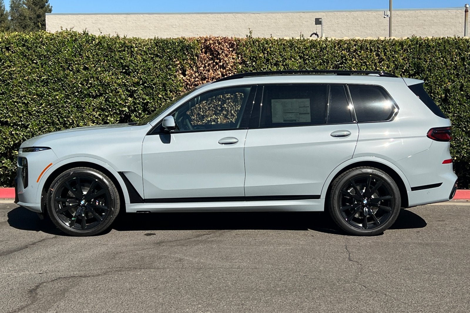 2027 BMW X7 xDrive40i