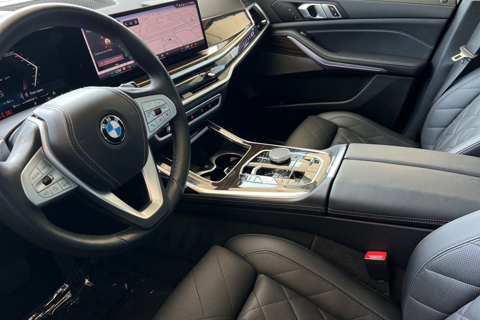 2024 BMW X7 xDrive40i