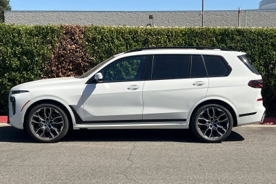 2024 BMW X7 xDrive40i