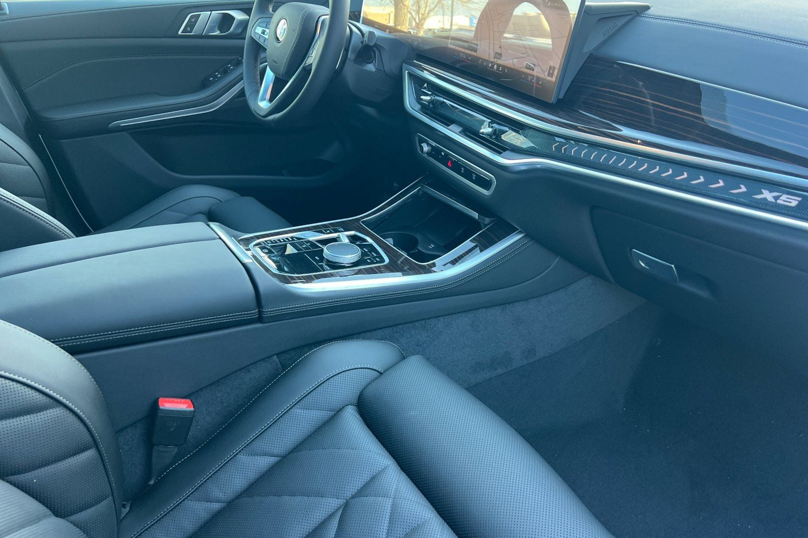 2026 BMW X5 40i - Photo 16