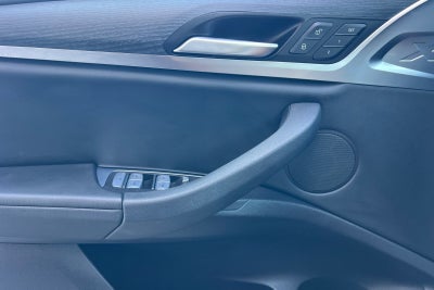 2023 BMW X4 xDrive30i