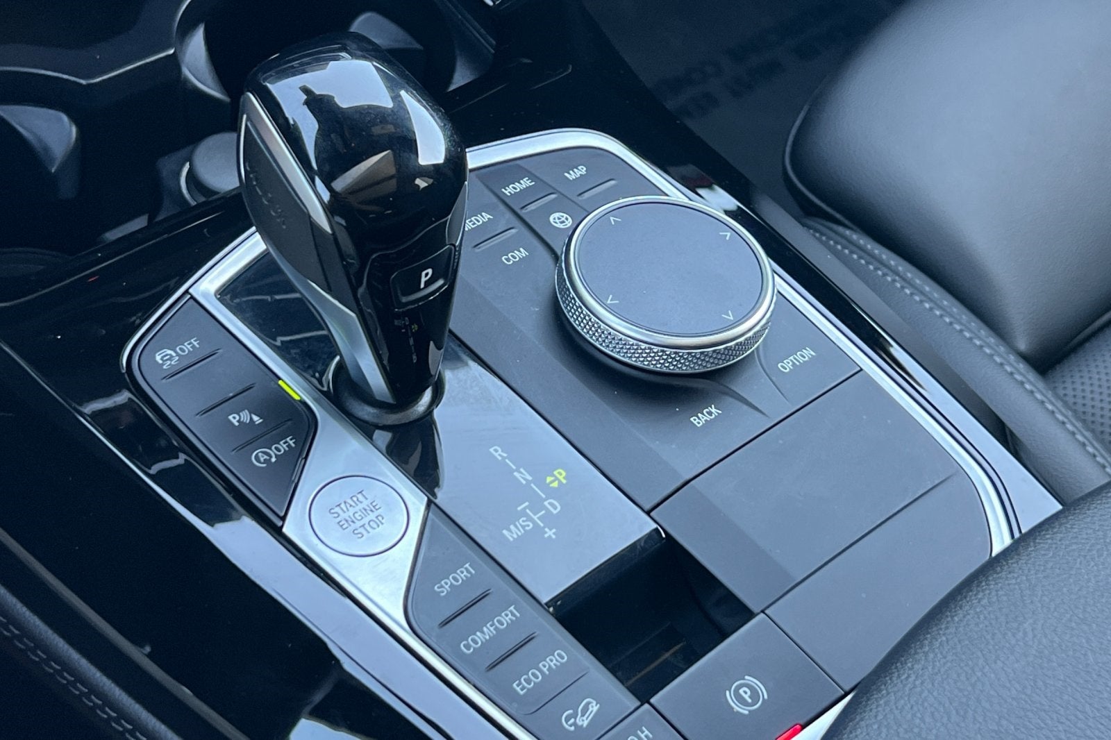 2023 BMW X4 xDrive30i