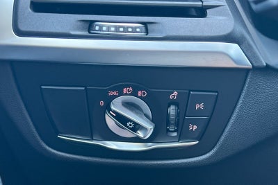 2023 BMW X4 xDrive30i