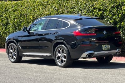 2023 BMW X4 xDrive30i