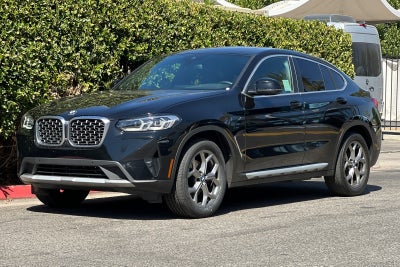 2023 BMW X4 xDrive30i