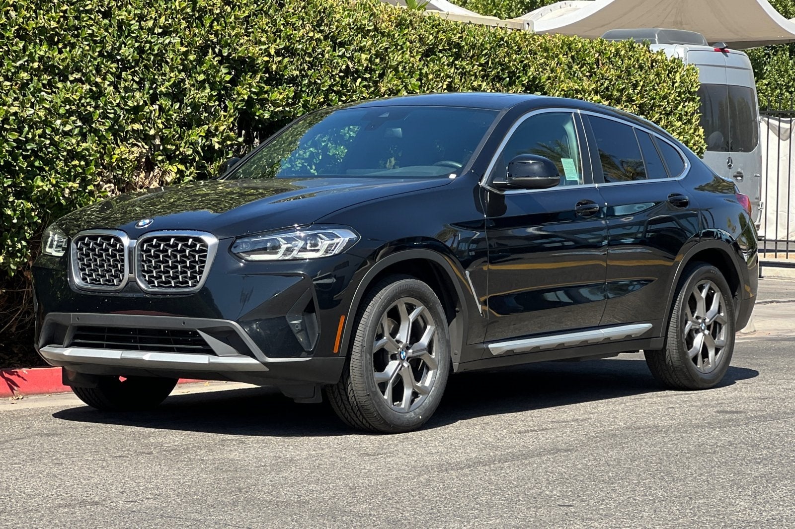 2023 BMW X4 xDrive30i