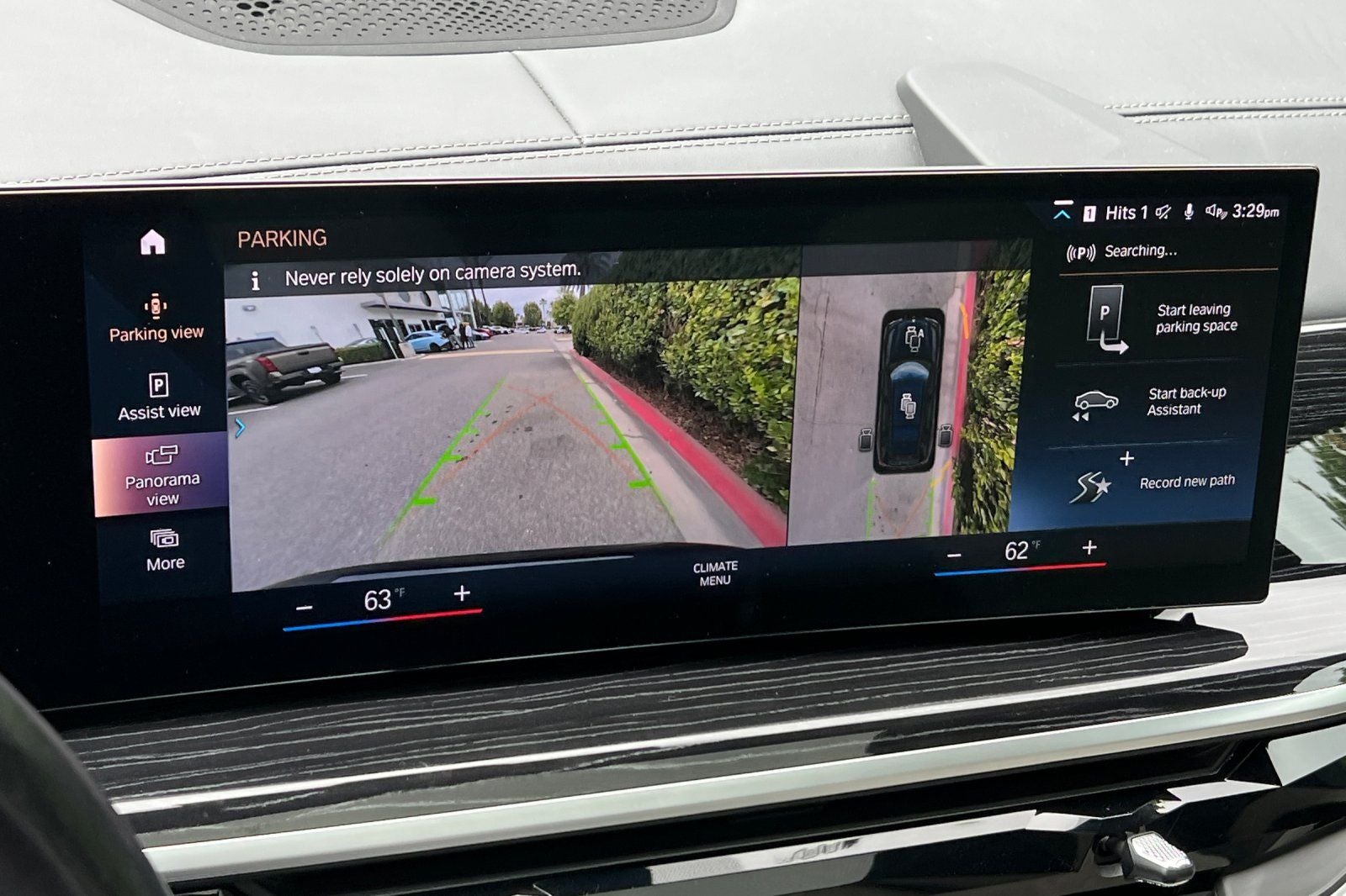 2023 BMW X7 M60i