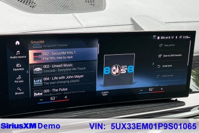 2023 BMW X7 M60i