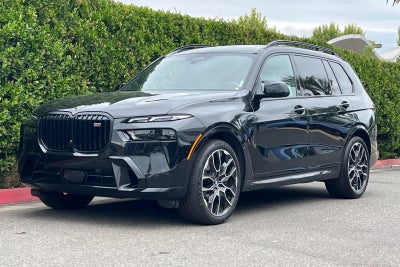 2023 BMW X7 M60i