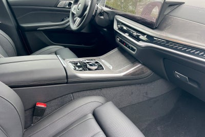 2026 BMW X7 M60i